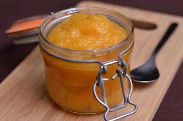 Compote pomme-banane-abricot