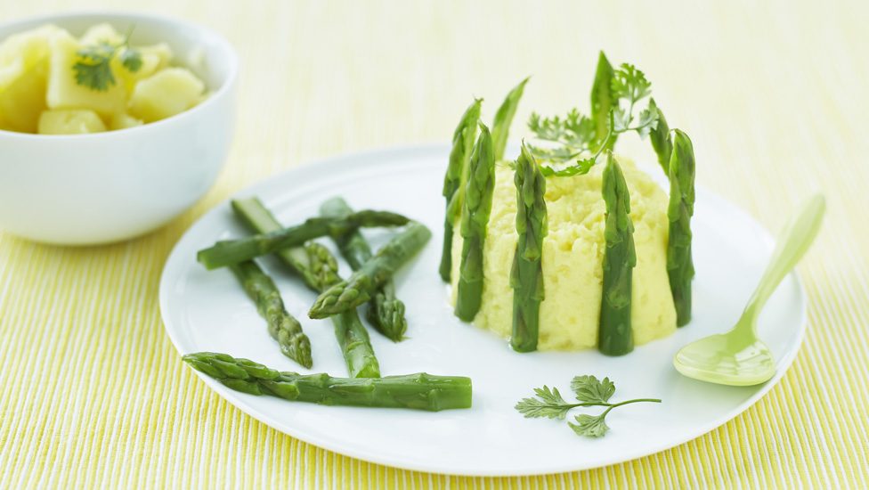 Petit jardin pommes mousseline et asperges vertes