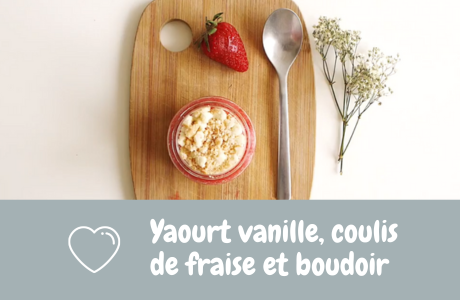 recette bébé 9 à 12 mois, yaourt vanille, fraise. Diversification alimentaire